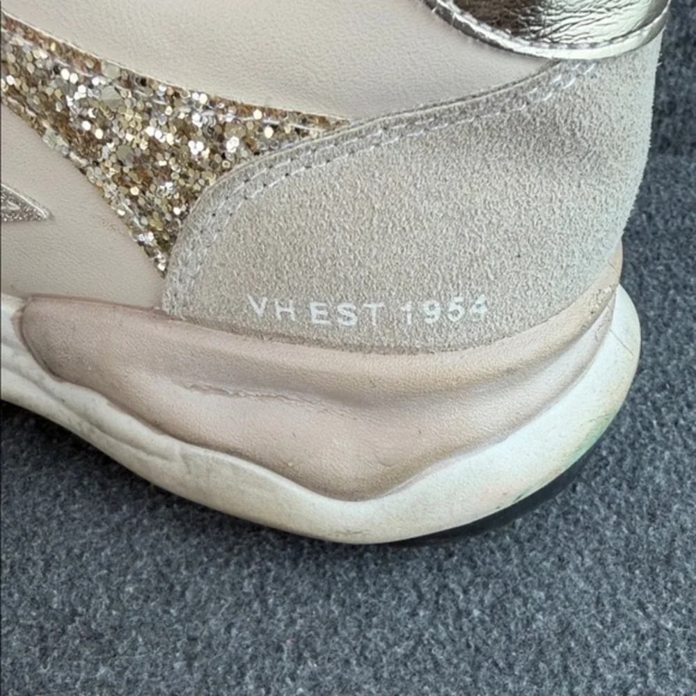 Vintage Havana Women's Nude Glitter Star/Tan‎ Sneakers Shoes Casual Size 7.5